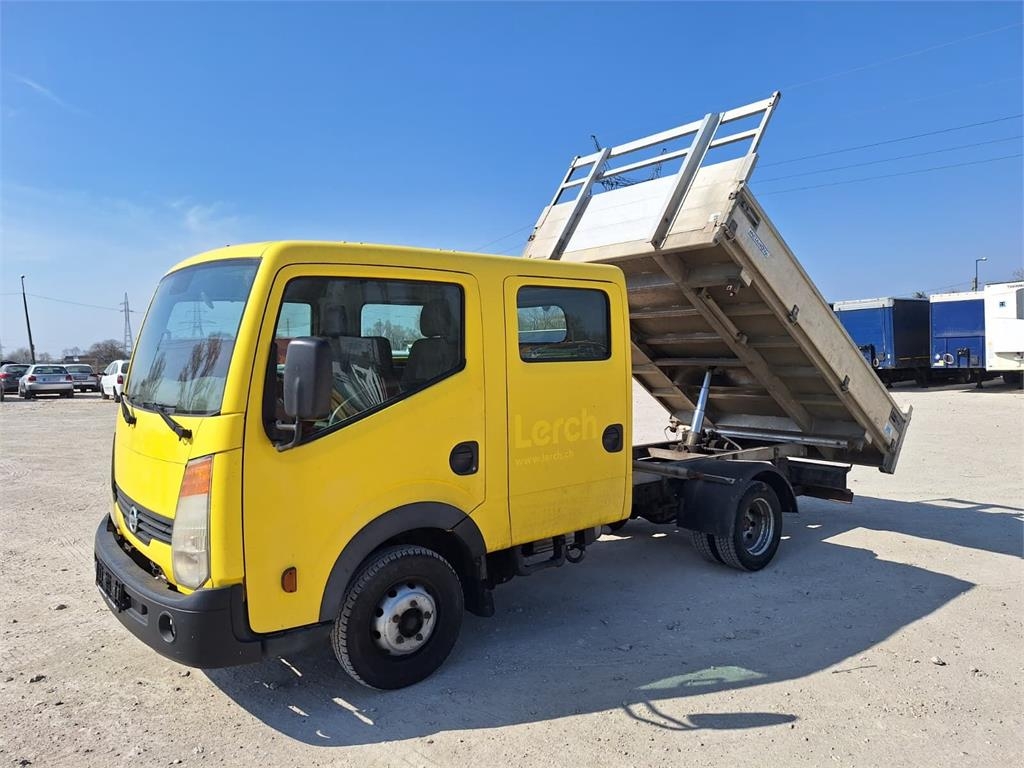 Nissan Cabstar 2,5 td - Doka / 3 sided Tipper