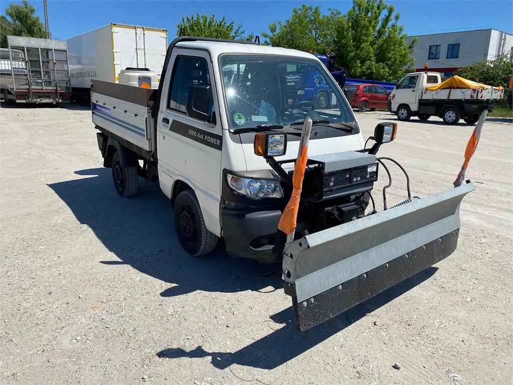 Piaggio Porter 1,2 d Pfau S90 - 4x4 - Tipper - snowplow