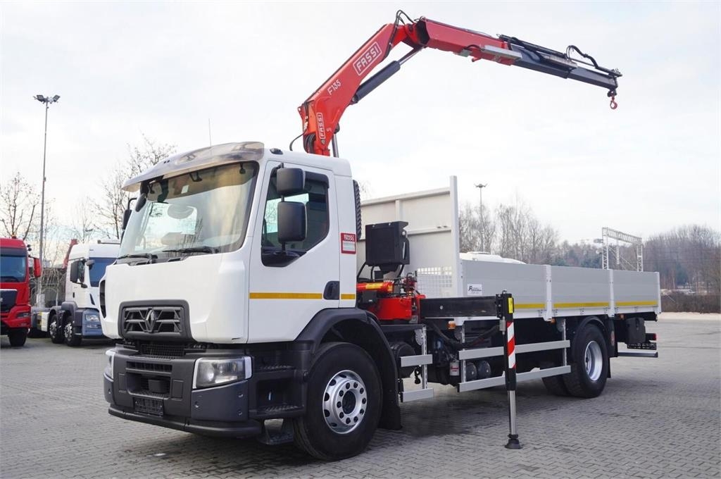 Renault C280 DTI 8 / FASSI F135A.22 Crane