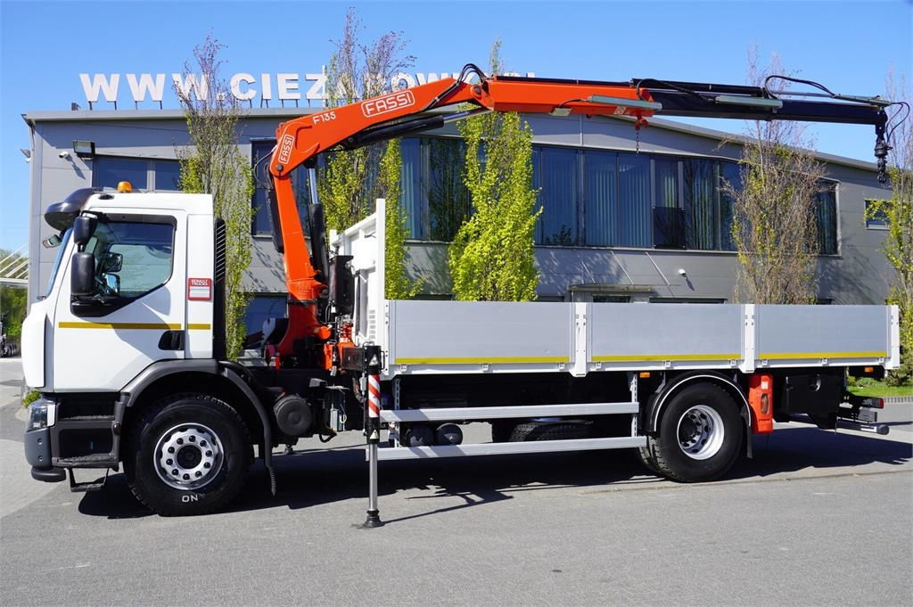 Renault C280 DTI 8 / FASSI crane F135a.22 / Remote control