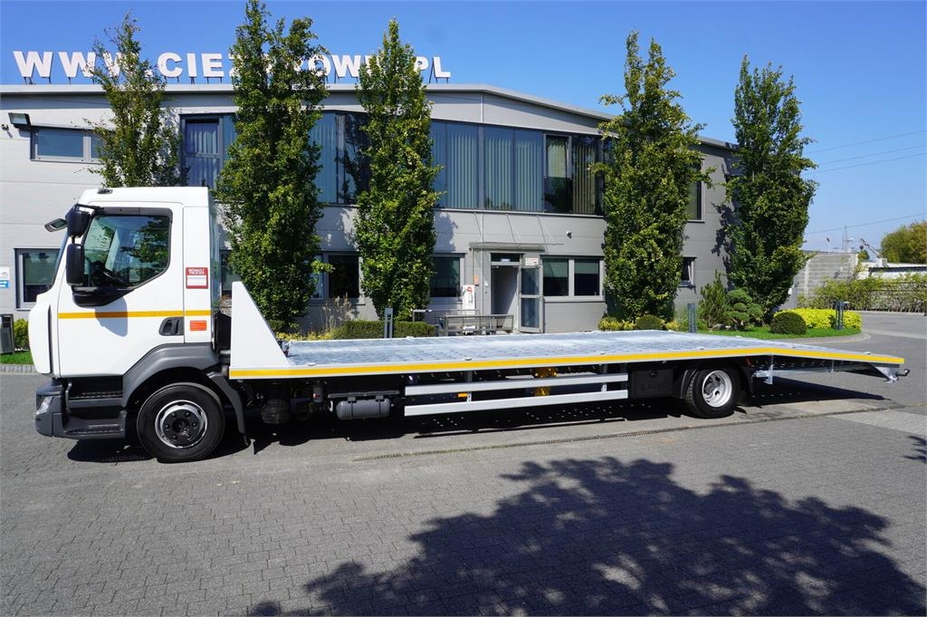 Renault D12 / New galvanized tow truck superstructure / 20