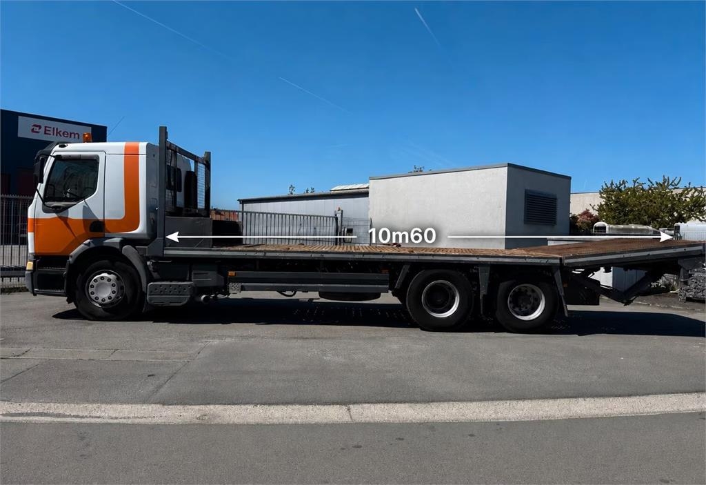 Renault Premium 320-26 / Flatbed 10.6 m / Winch + Lift / A
