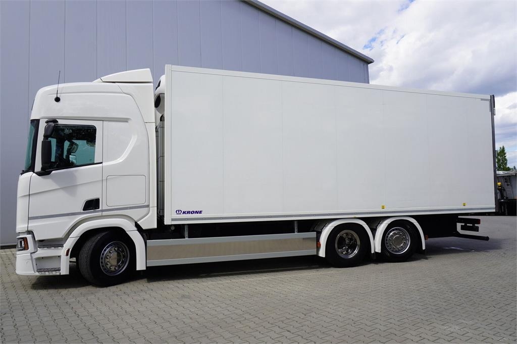 Scania R500 6x2 / KRONE 19 EPAL refrigerator / Thermoking