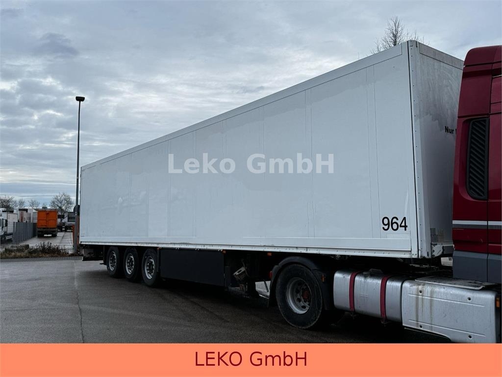 Schmitz Cargobull SKO 24
