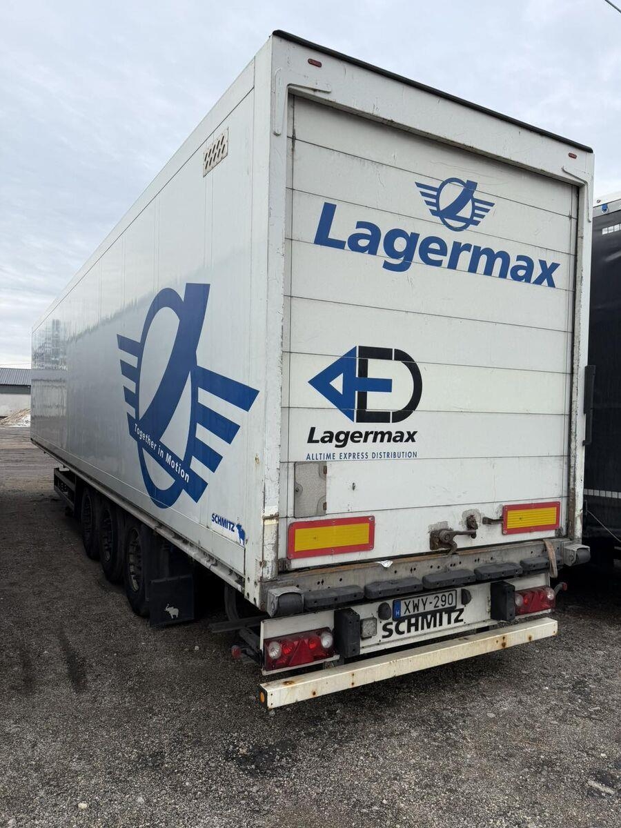 Schmitz Cargobull SKO 24/L /Koffer roller door semi-trailer