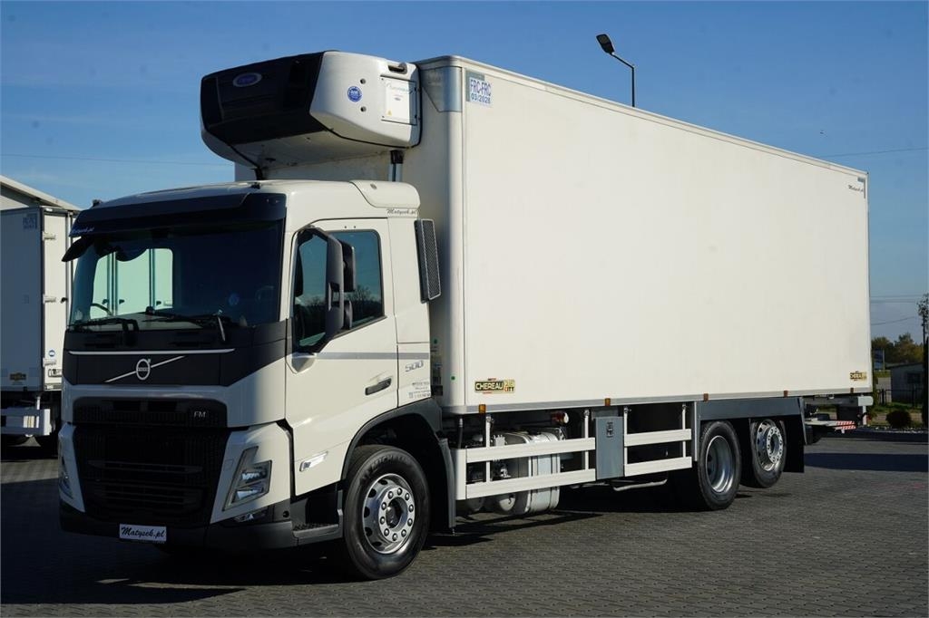 Camion frigorifique Volvo FM 500 / CHŁODNIA / 6X2 / CHERAU / 8,5 M / CARRIER — occasion 2022