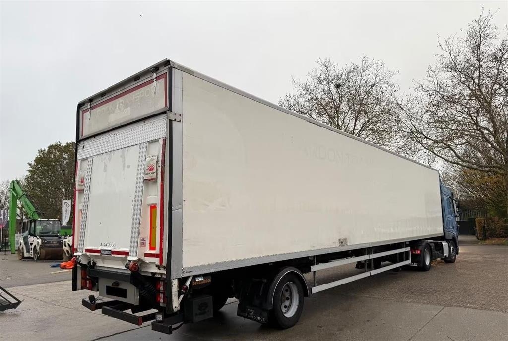 WEB Trailer CITY / Tail lift / 1 axle