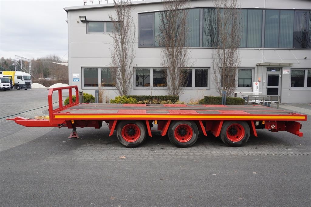 Wilson Trailer CTAA3 Flatbed trailer