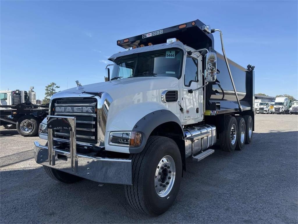 Camion benne Mack GR84F — occasion 2027
