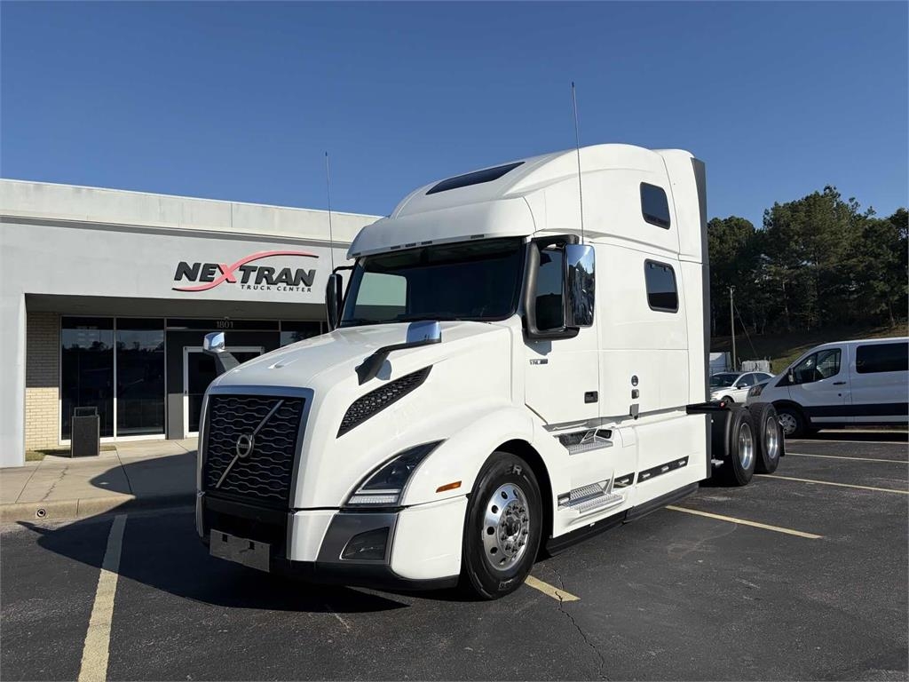 Tracteur routier Volvo VNL64T860 — occasion 2023