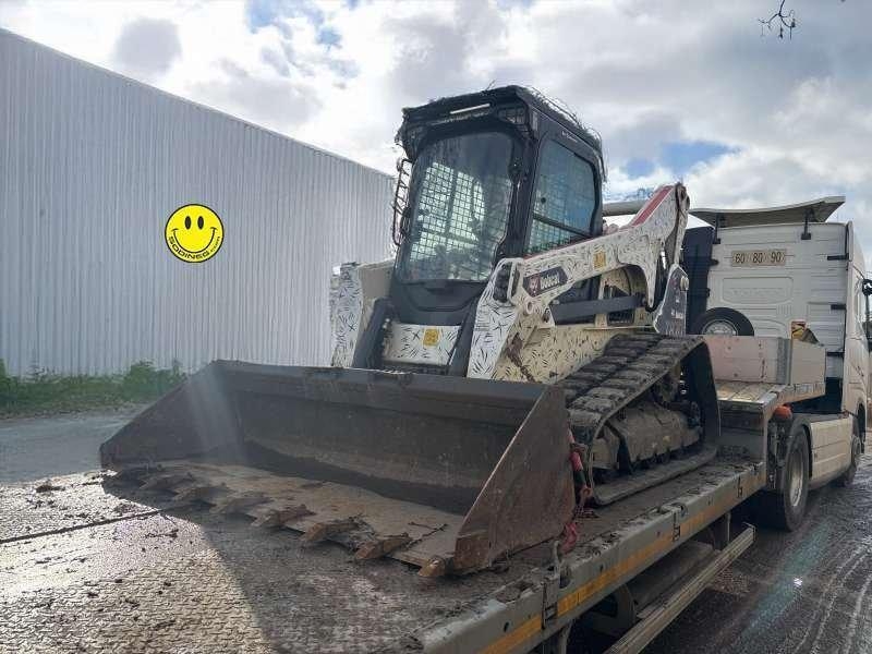 Bobcat T870 + 6 ACCESSOIRES