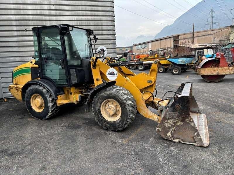 CAT 906H