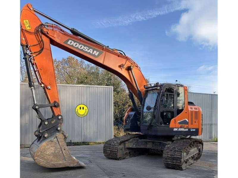 Doosan DX235LCR-7