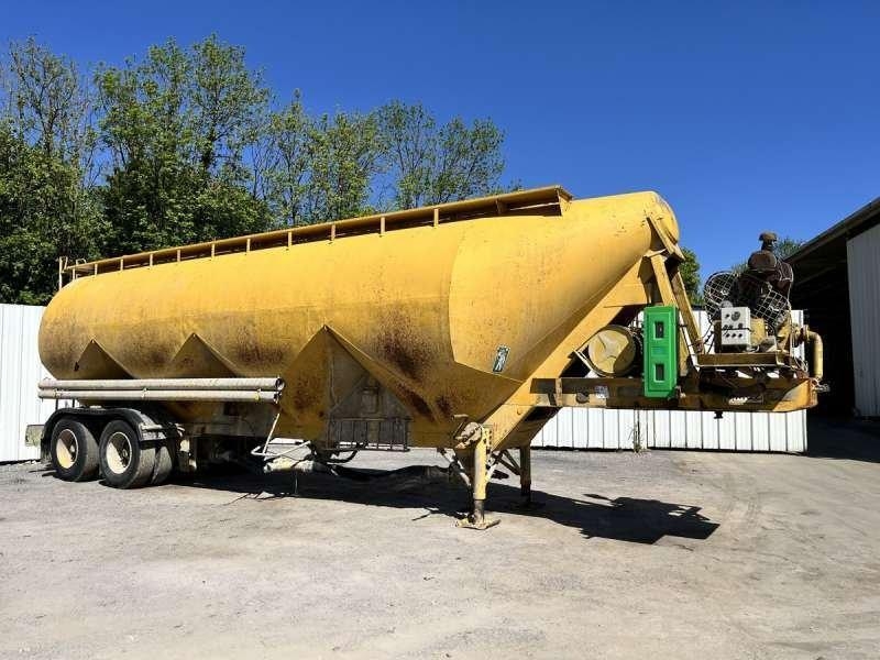 Fruehauf A CHAUX 2 ESSIEUX