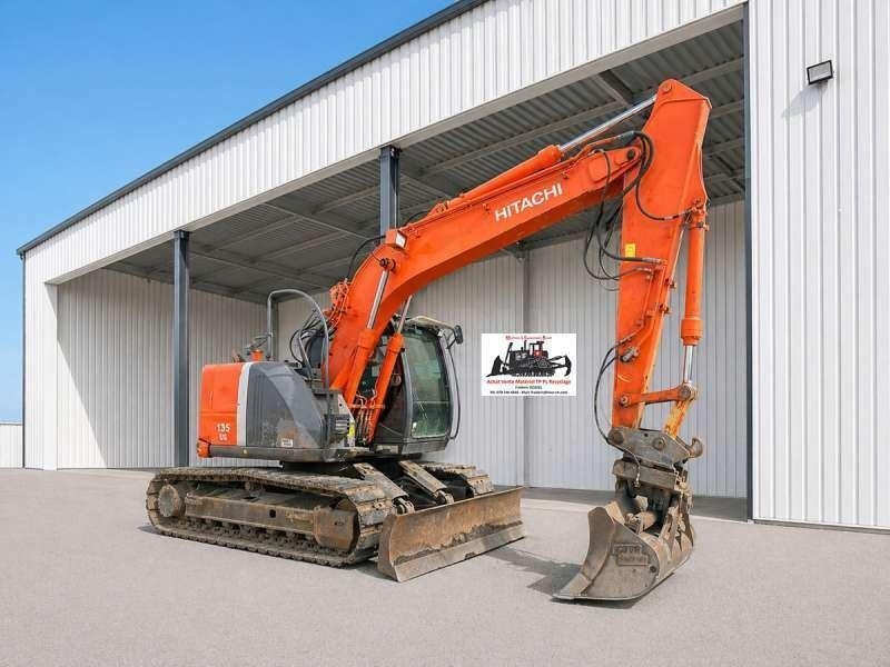 Hitachi ZX135 US-3
