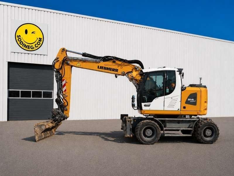 Liebherr A 914 COMPACT
