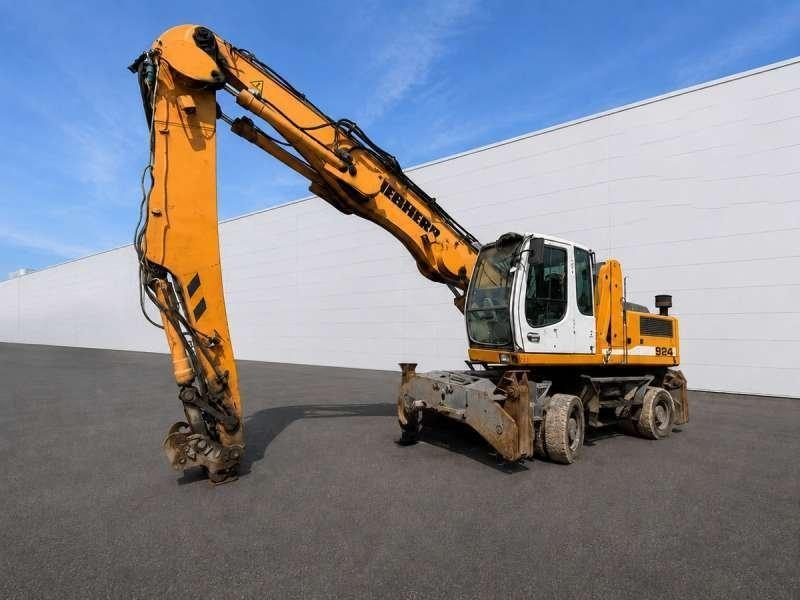 Liebherr A924C LITRONIC