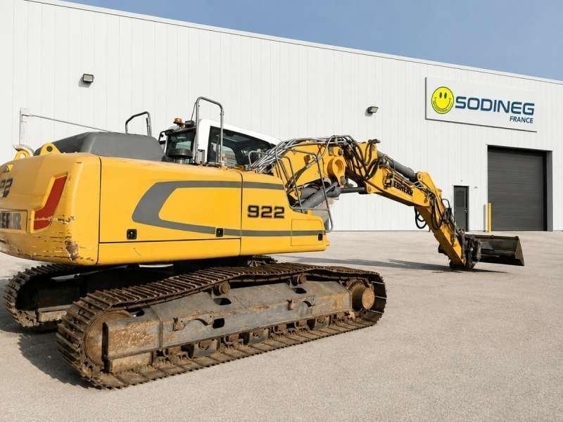 Liebherr R922