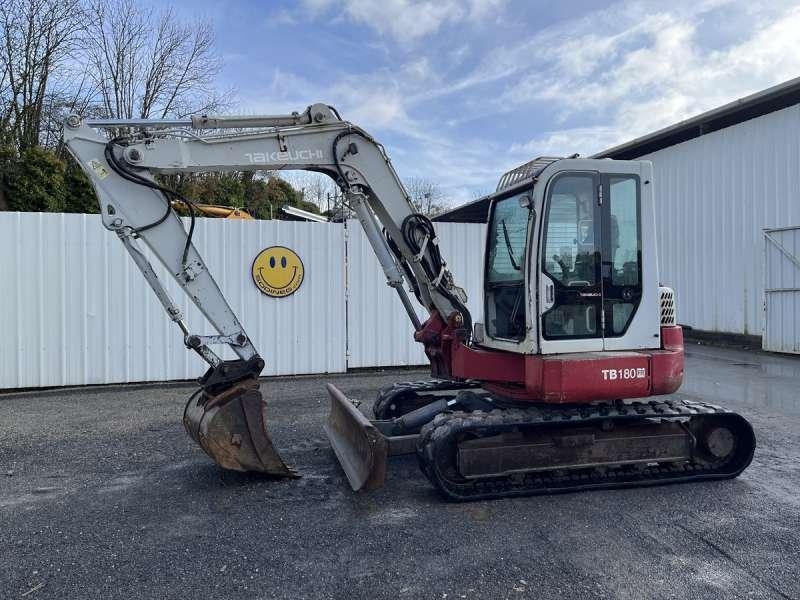 Takeuchi TB180FR