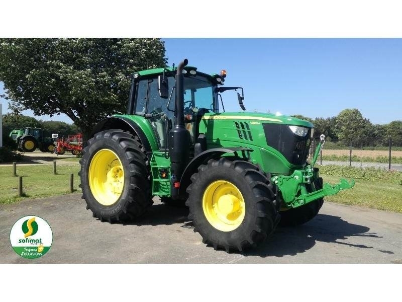 John Deere 6195M