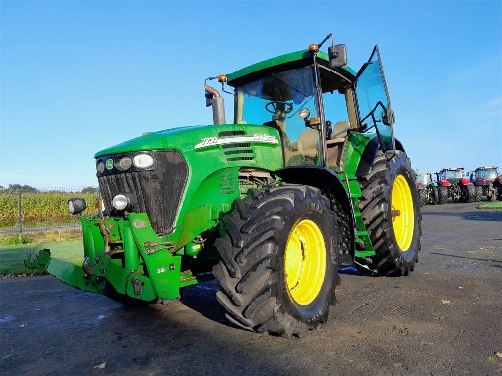 John Deere 7720