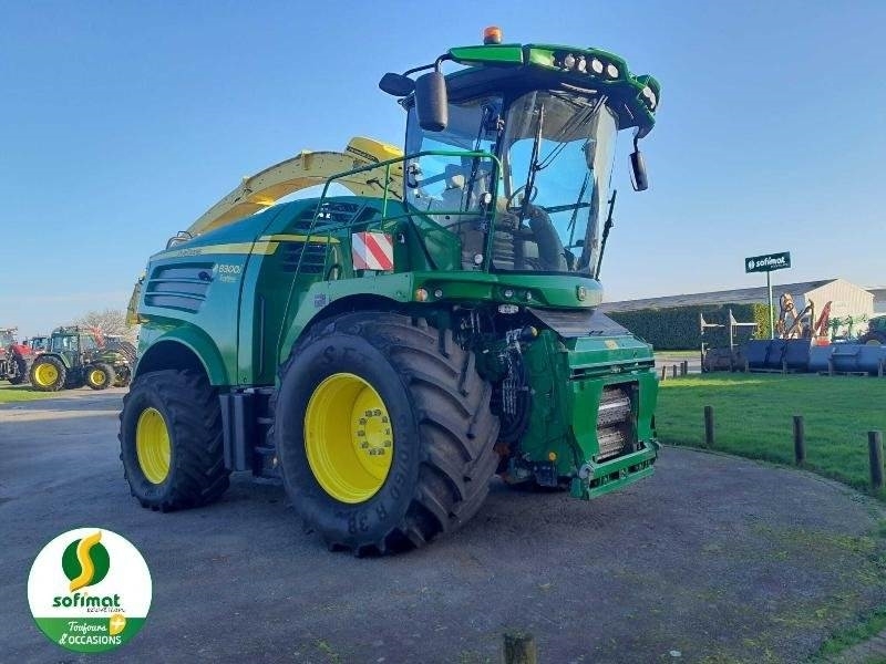 John Deere 8300