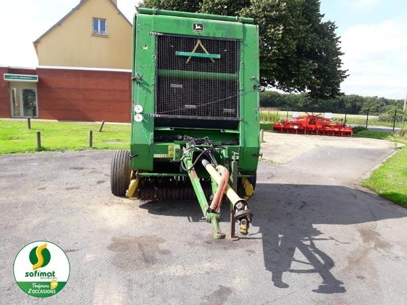 John Deere RB590