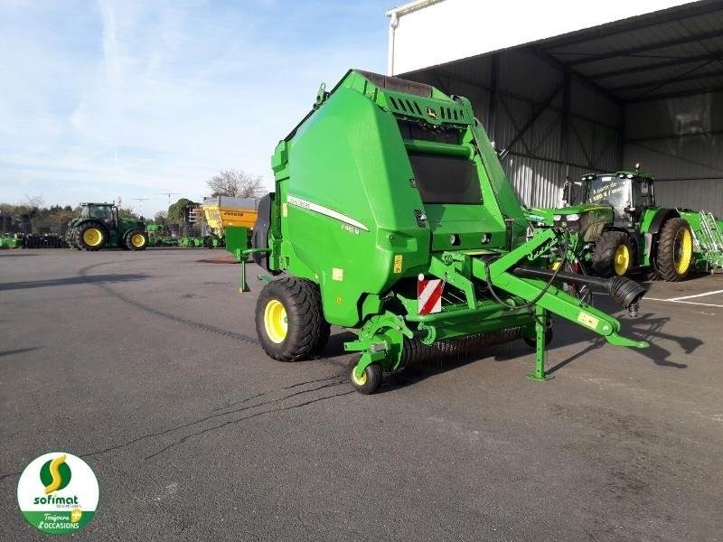 John Deere V461M