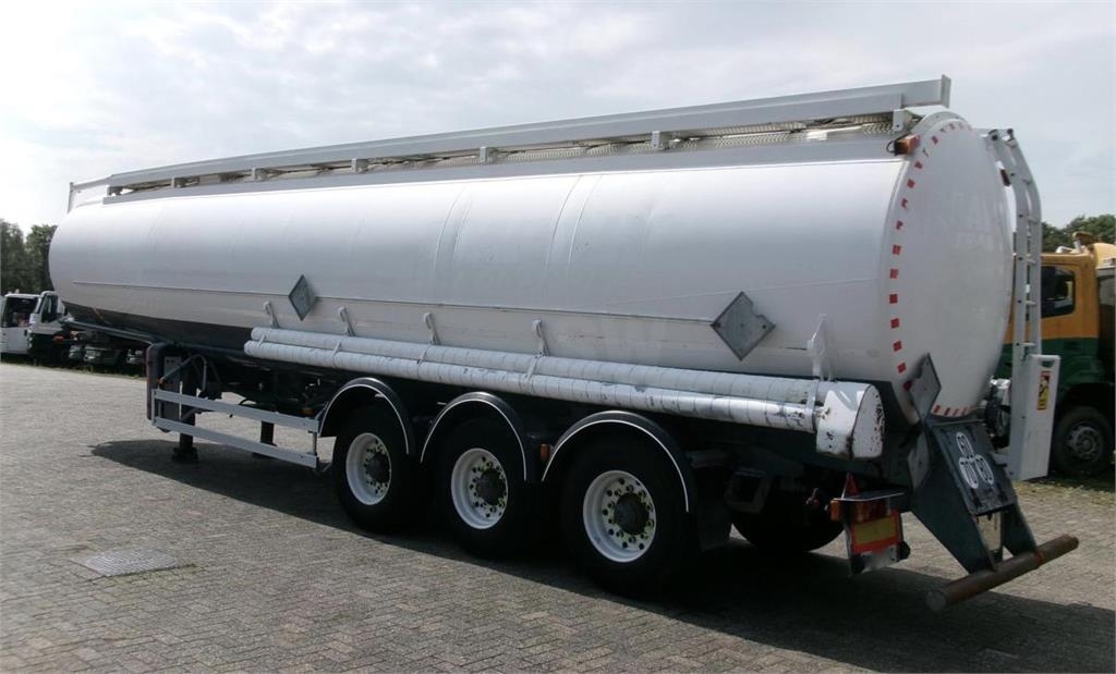Trailor Fuel tank alu 39.9 m3 / 9 comp