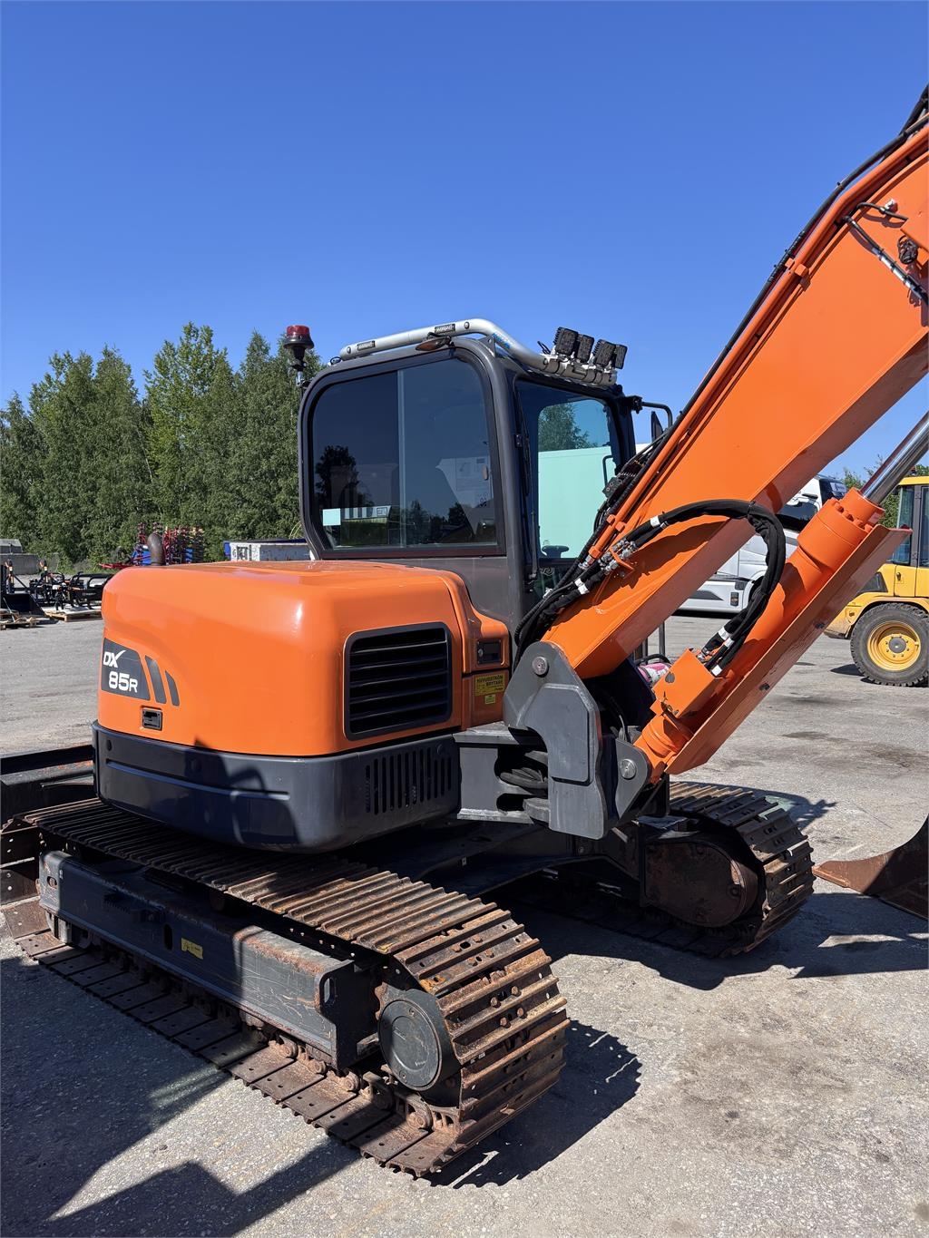 Doosan DX85R-3