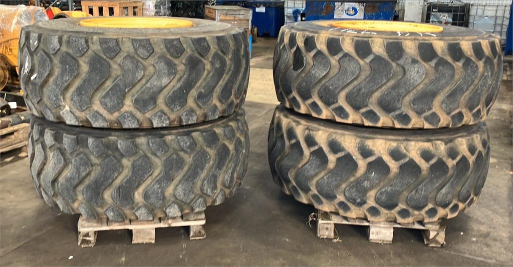 Pneu, roue et jante Volvo HJUL 23.5R25 MICHELIN XHA2 — occasion 2024, 1 h