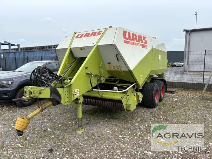 CLAAS QUADRANT 2200 RC TA