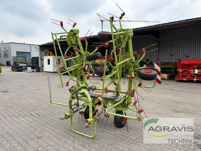 CLAAS VOLTO 870 (10.5)