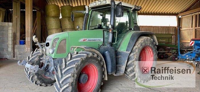Tracteur agricole Fendt 711 — occasion 2000, 6 660 h