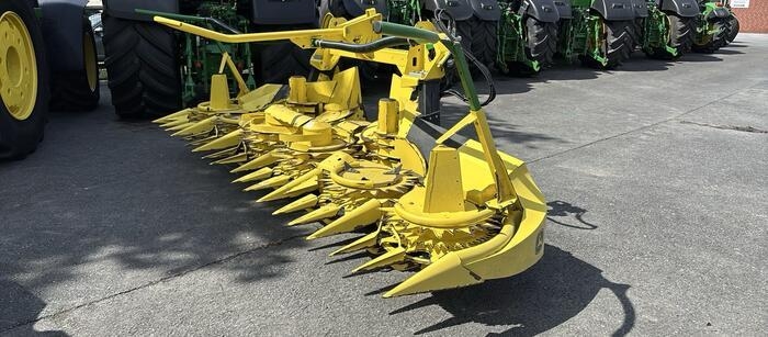 John Deere 345