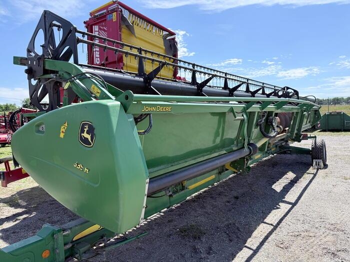John Deere 635R