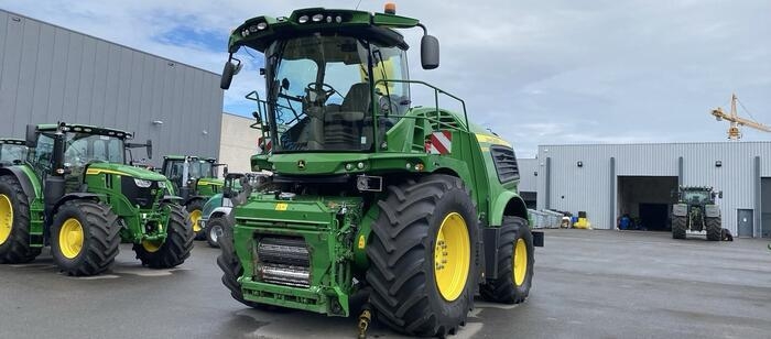 John Deere 9700