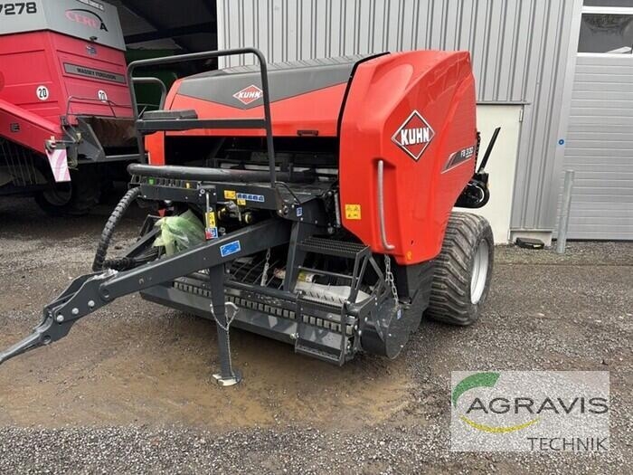Chargeuse sur pneus Kuhn FB 3130 — occasion 2023