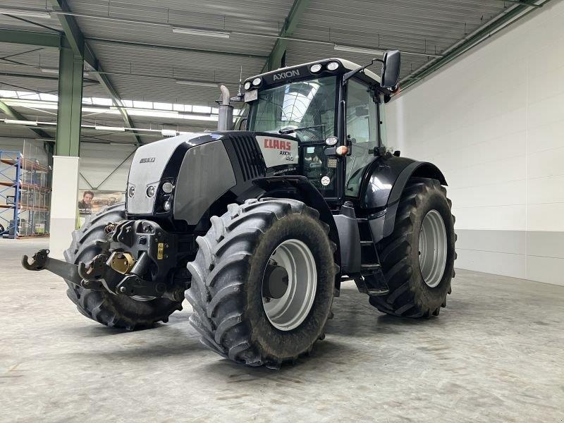 CLAAS AXION 820 CMATIC