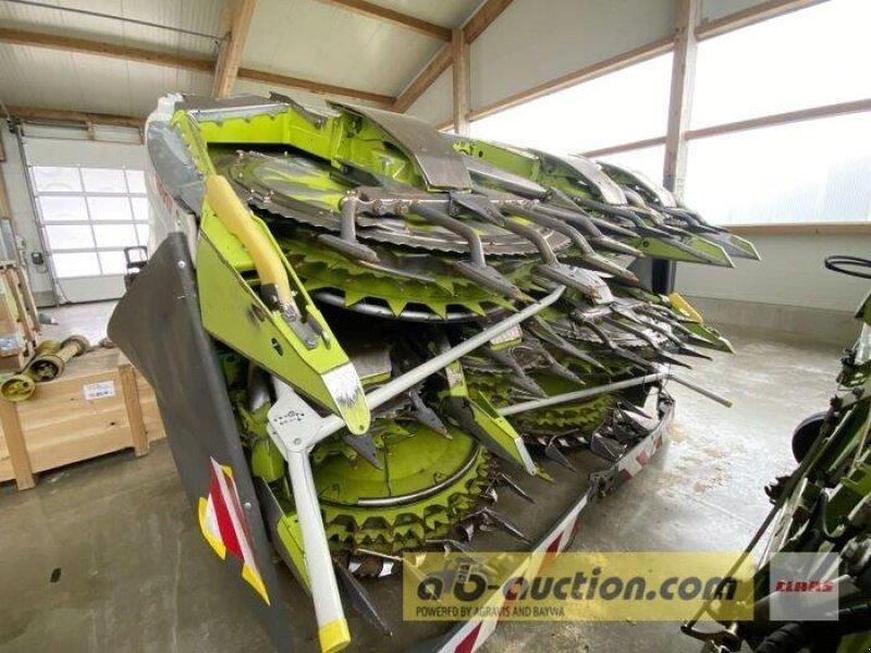 CLAAS ORBIS 900