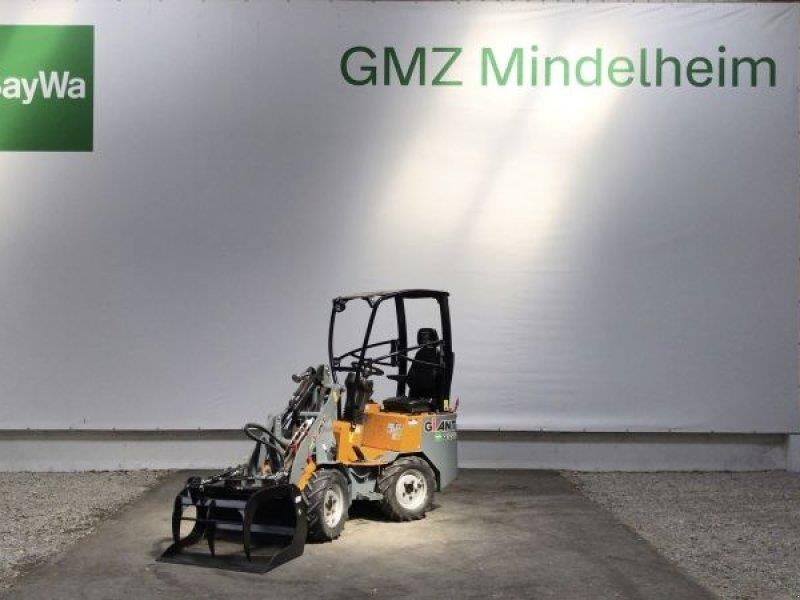 Chargeuse compacte GiANT G1200 — occasion 2024, 9 h