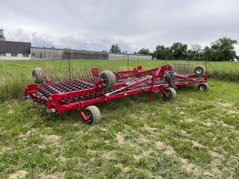 Horsch GEBR. STRIEGEL CURA 12 ST