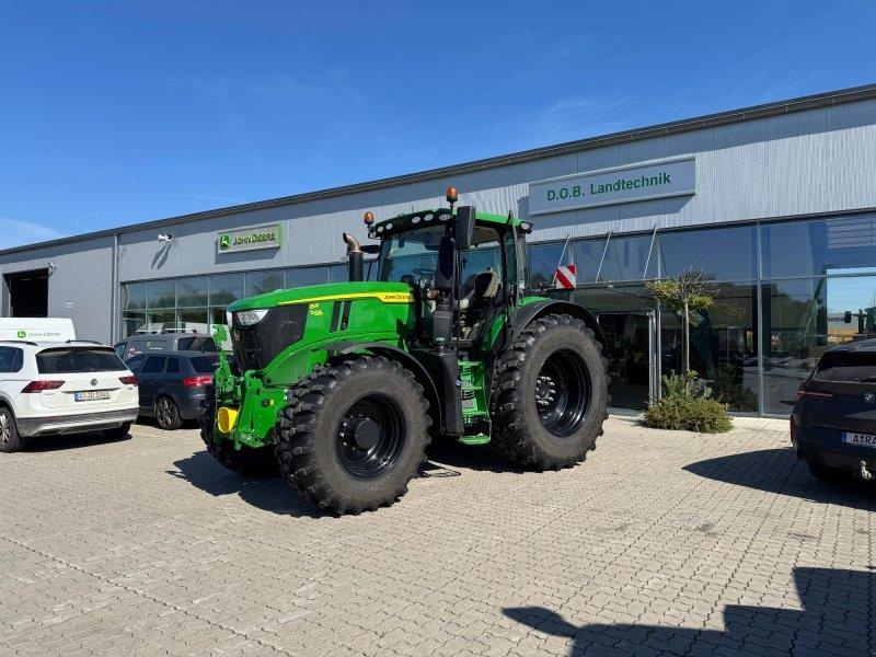 John Deere 6R 230