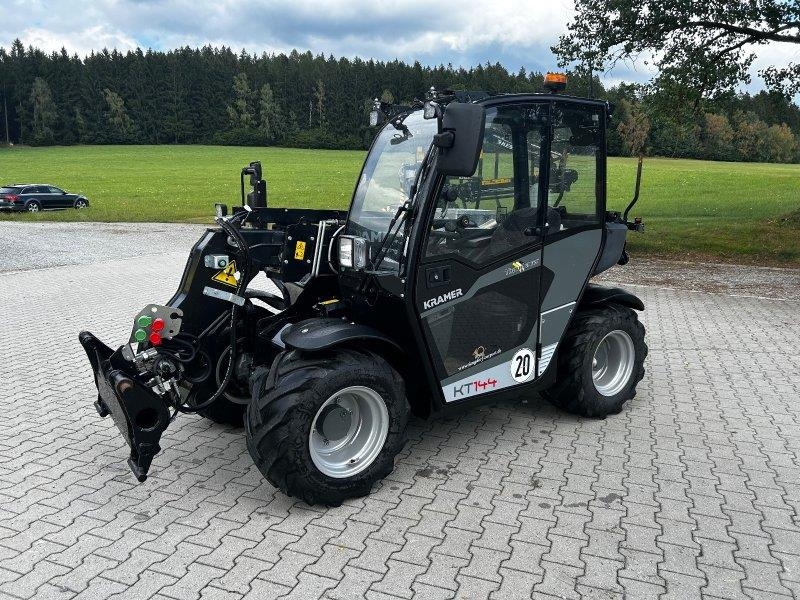 Chariot télescopique Kramer KT144 — occasion 2023, 440 h