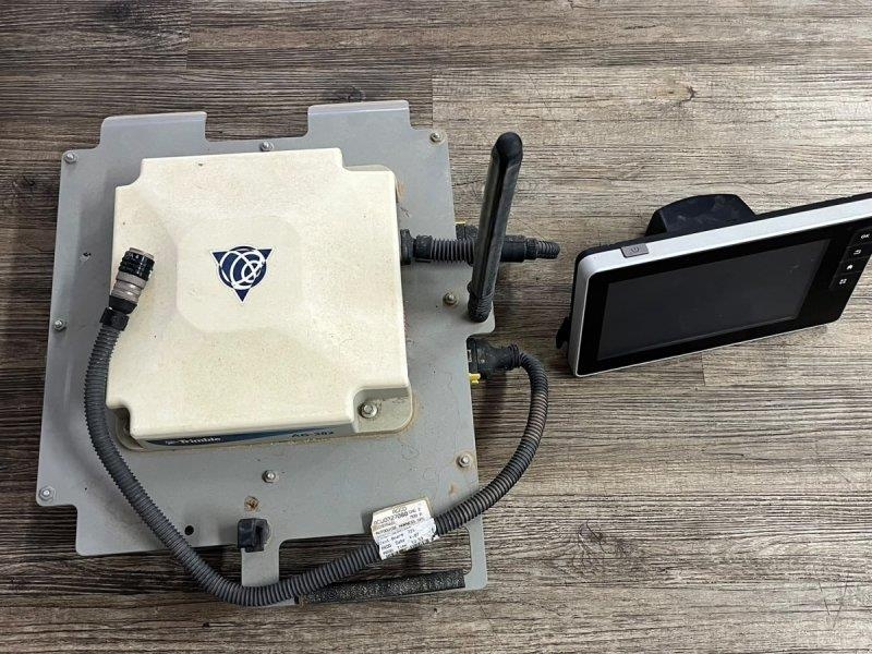 Trimble RTK mit AG-382 mit Display