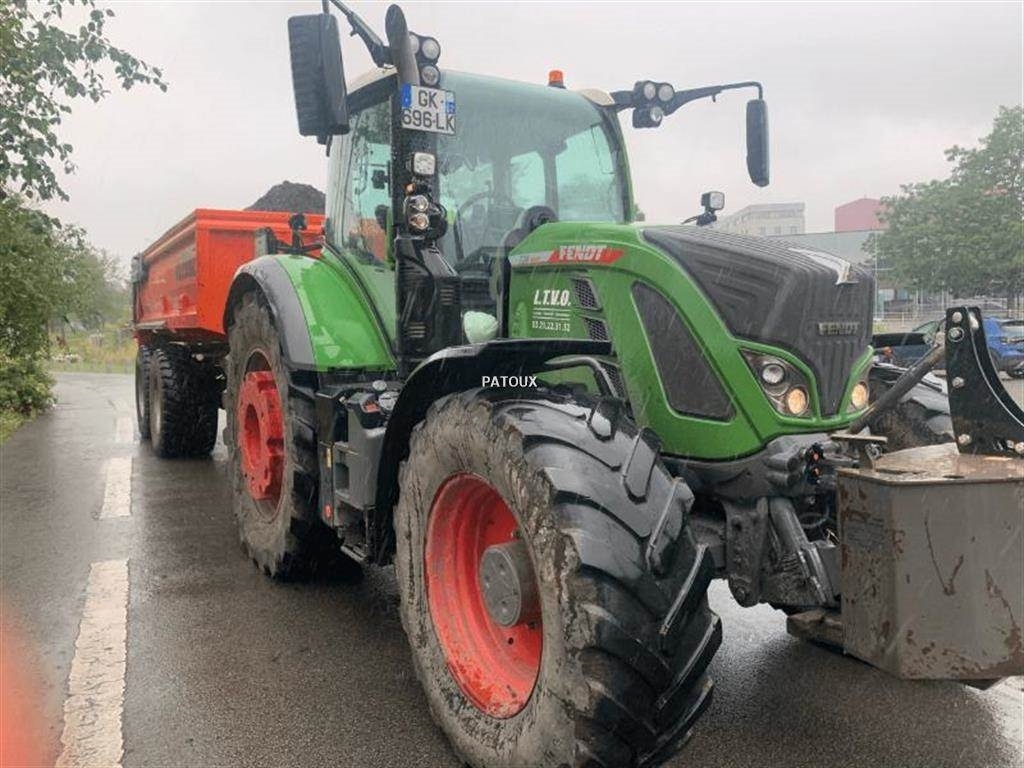 Fendt 724 PROFI PLUS