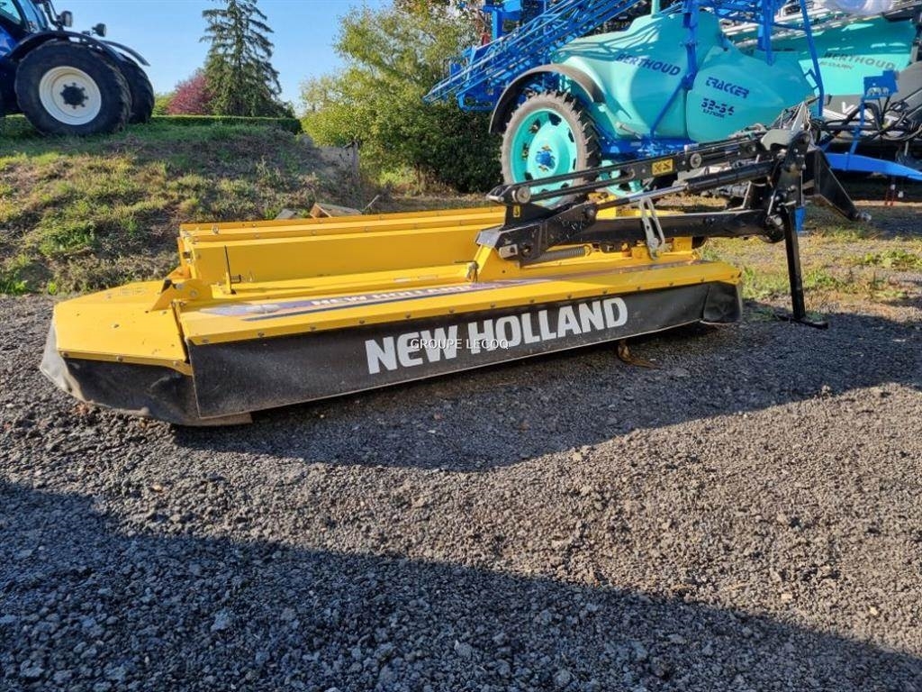 New Holland Discutter 320 p