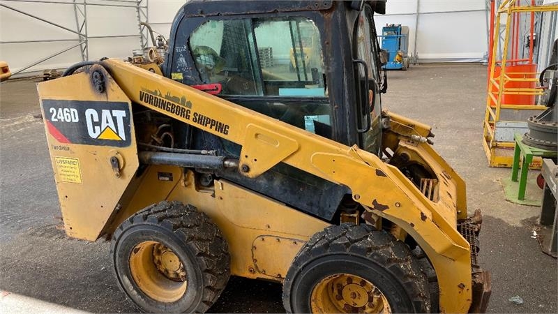 Mini-chargeuse Caterpillar 246D — occasion
