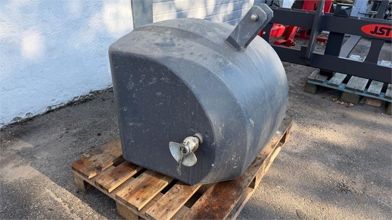 He-Va 800kg frontvægt — occasion