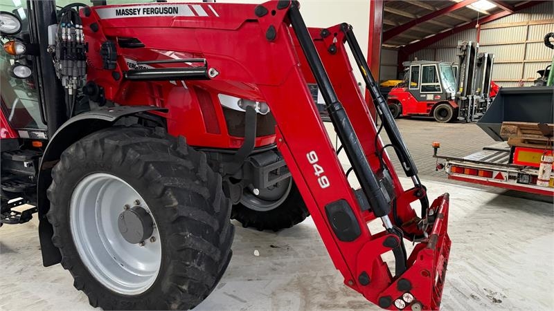Chargeur frontal Massey Ferguson 949 KOMPLET TIL MF 5610 — occasion 2013, 4 400 h